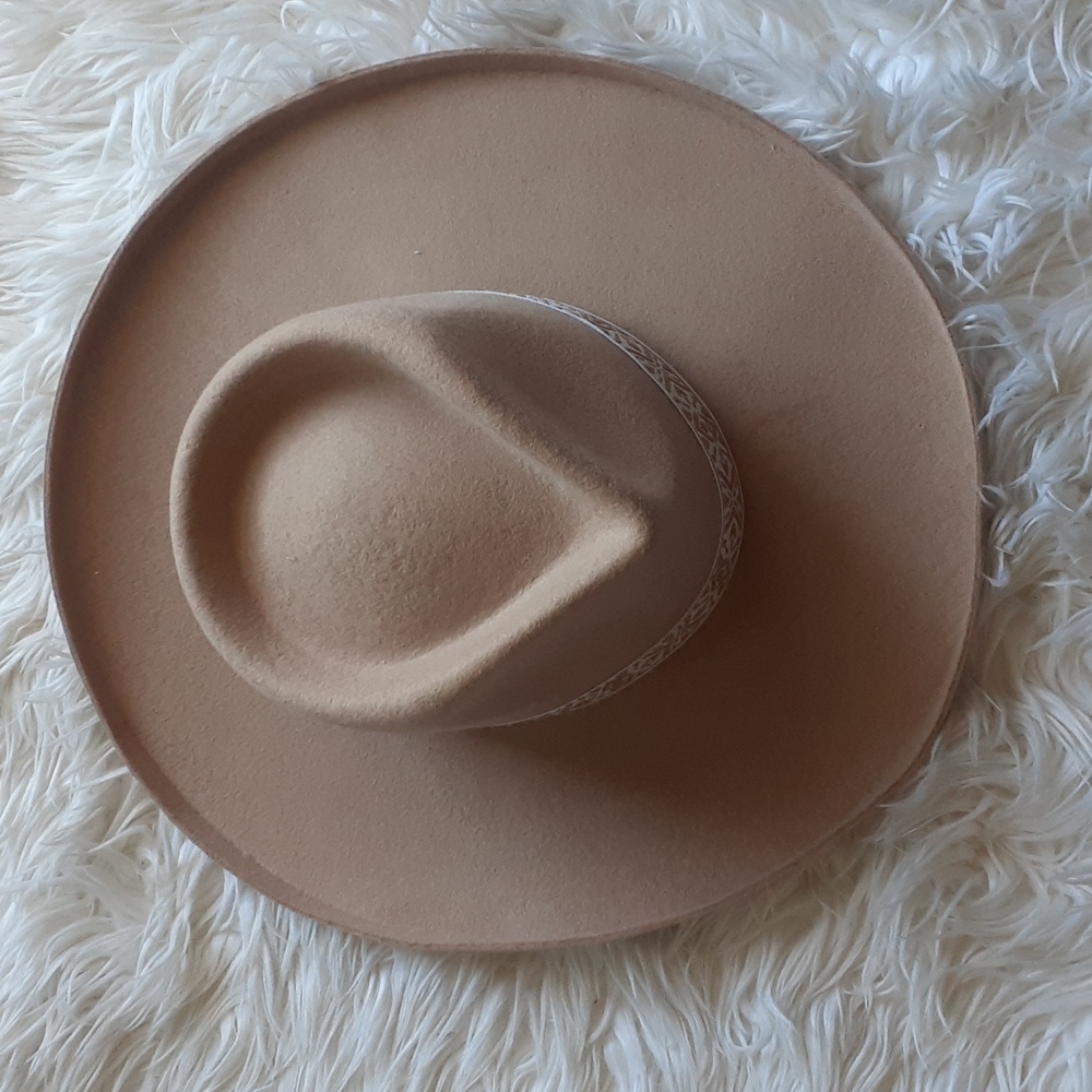 Angela & William Beige Australia Felt Wool Wide Brim Fedora Hat - Picture 9 of 10